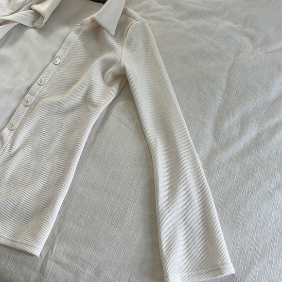 Kittenish Ribbed Cardigan - Picture 6 of 6